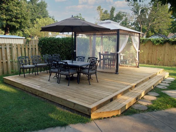 Platform Deck Construction in Lawrence